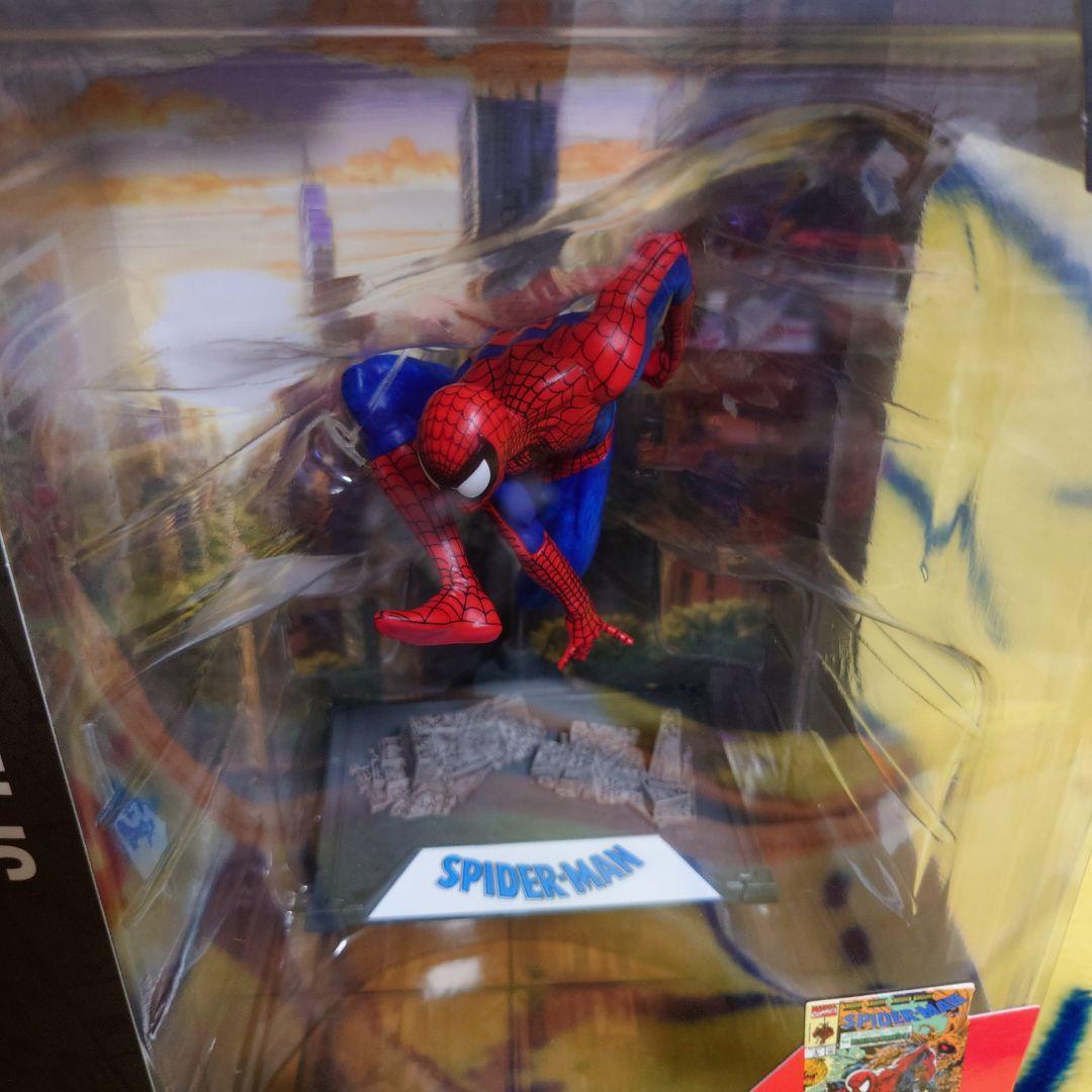 マーベル・コミック 1/10スケール シーン・フィギュア スパイダーマン　2体