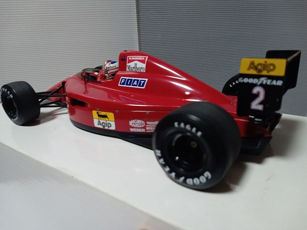 エグゾト1/18フェラーリ641/2マンセルフィギュア付