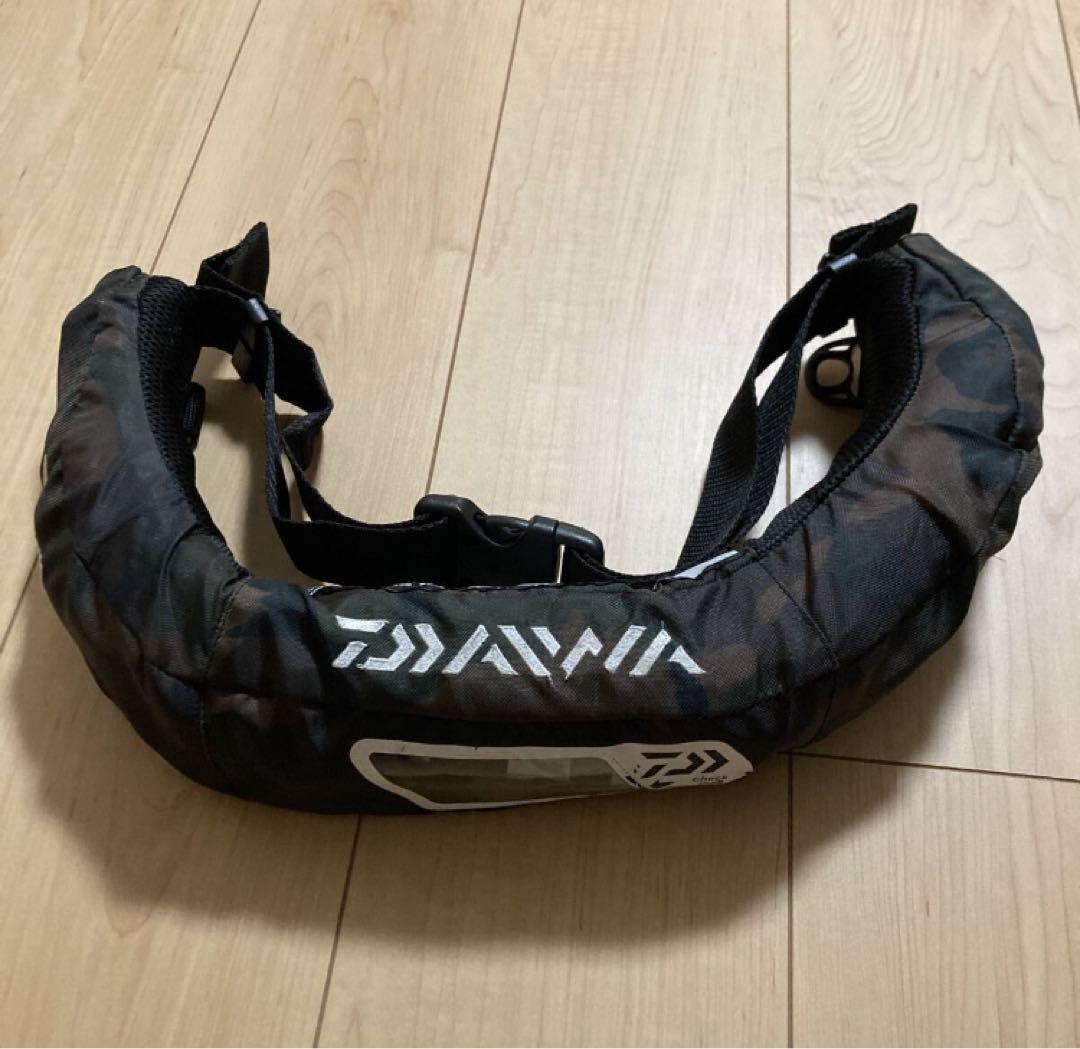 ダイワ ウォッシャブルライフジャケット(自動手動膨脹式)DF-2207 桜マーク