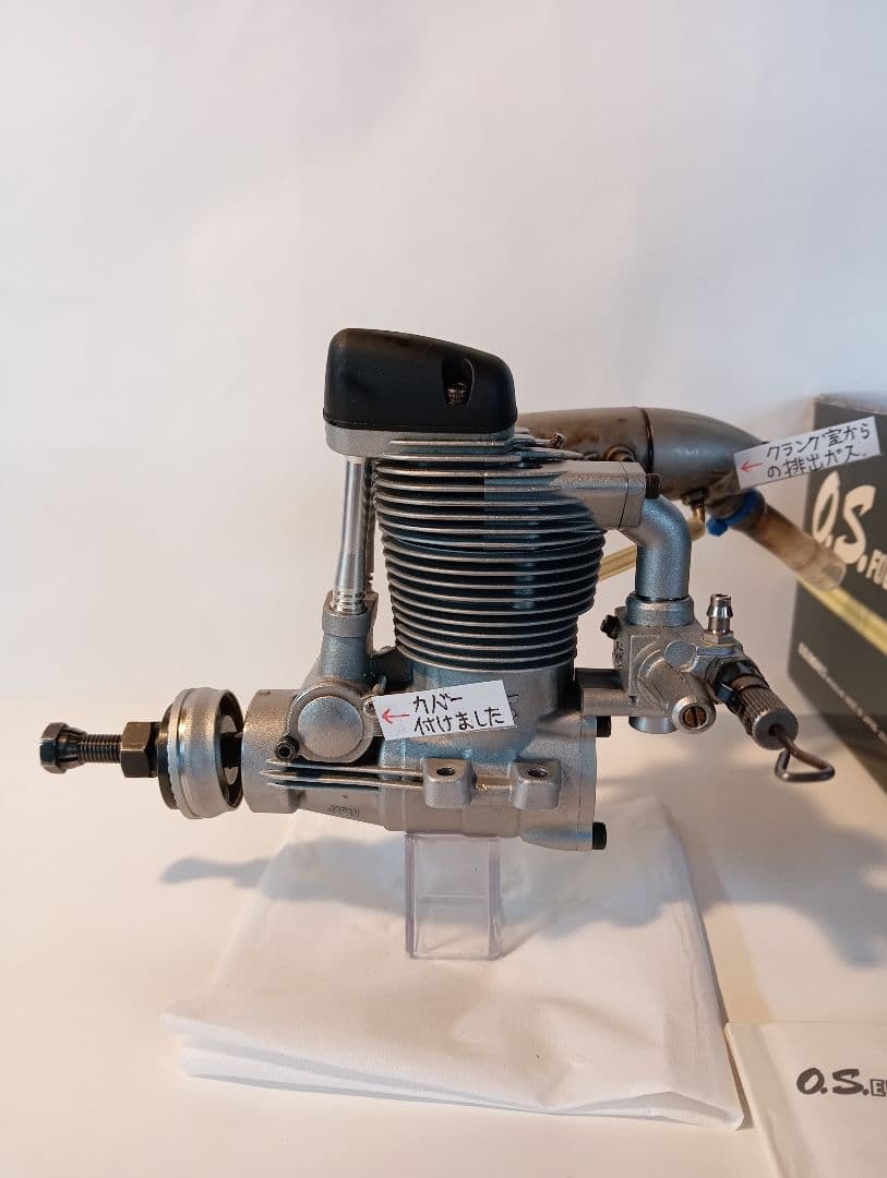 模型飛行機用エンジン OS 4スト62Ｖ（10cc）