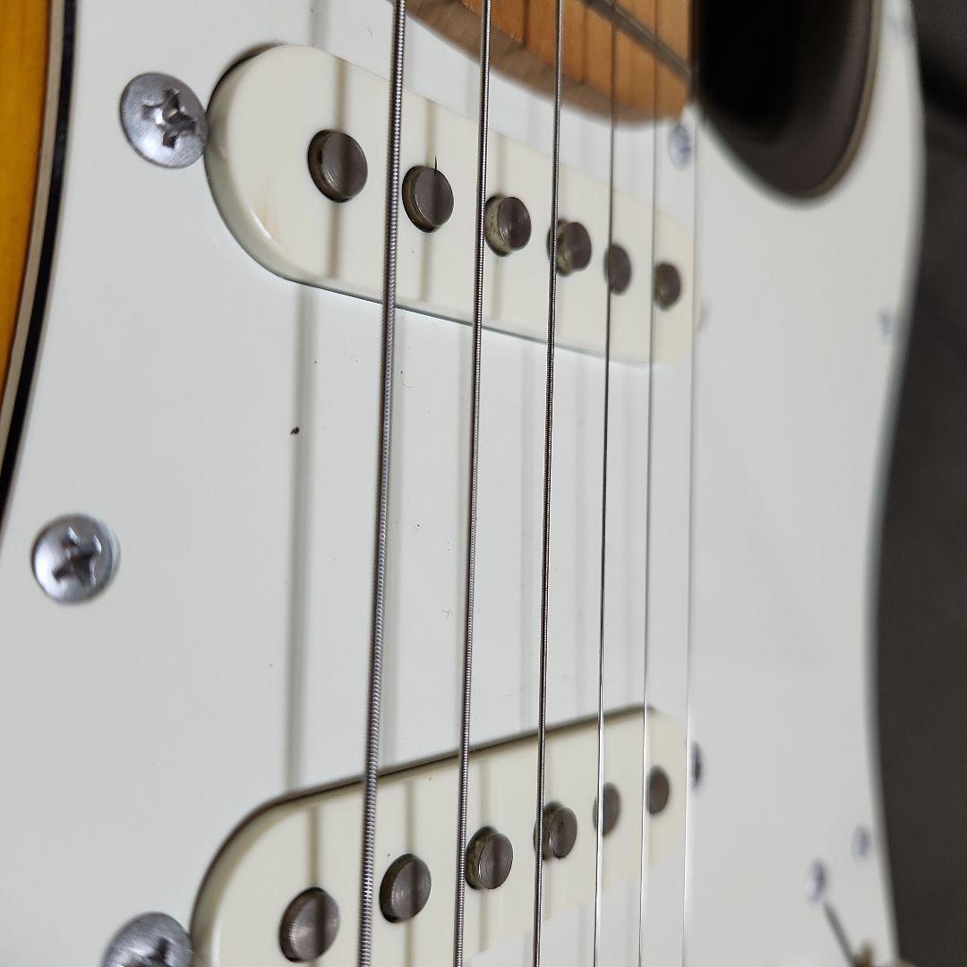 ギター Fender homage strattype 3sunberst