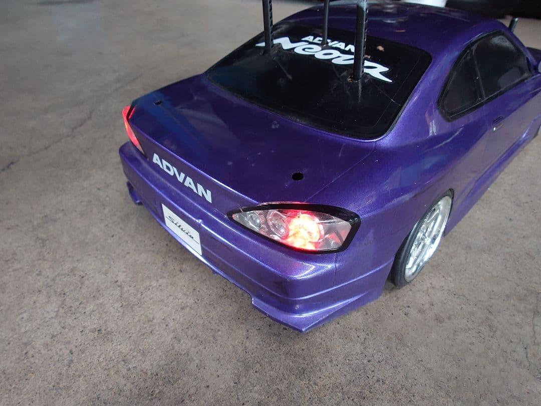 1/10 タミヤ 4WD電動カー ドリフト即走行可