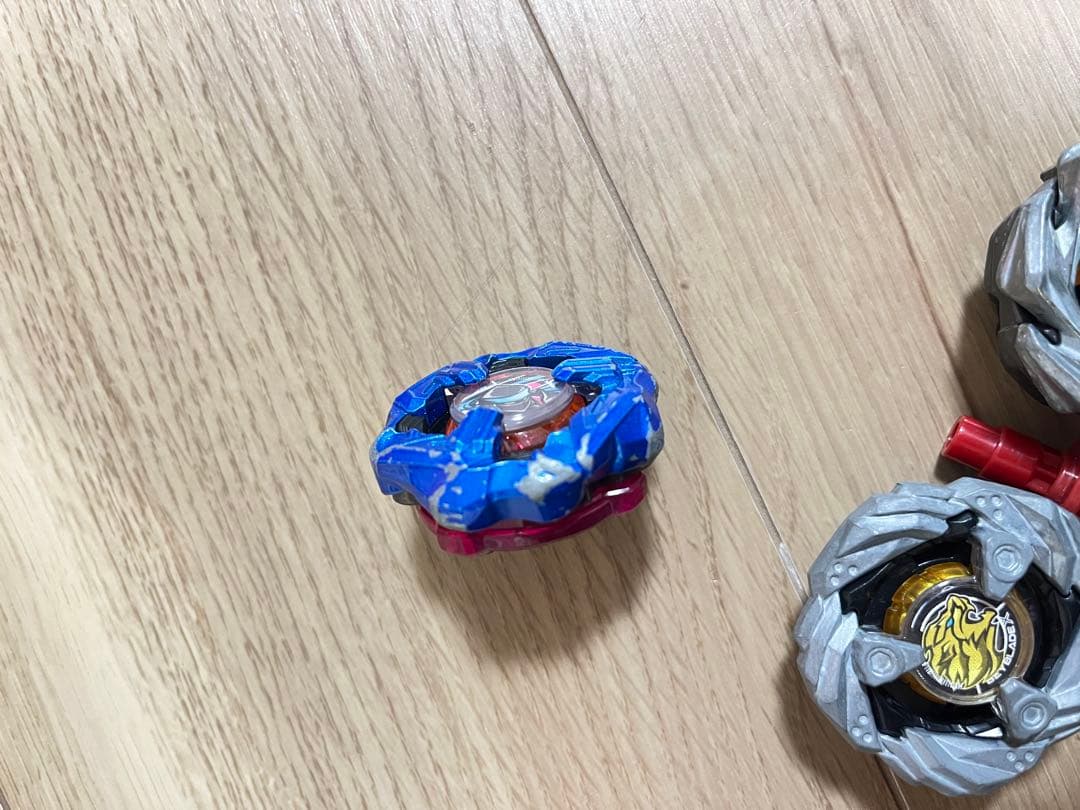 ベイブレードx まとめ売り　40個