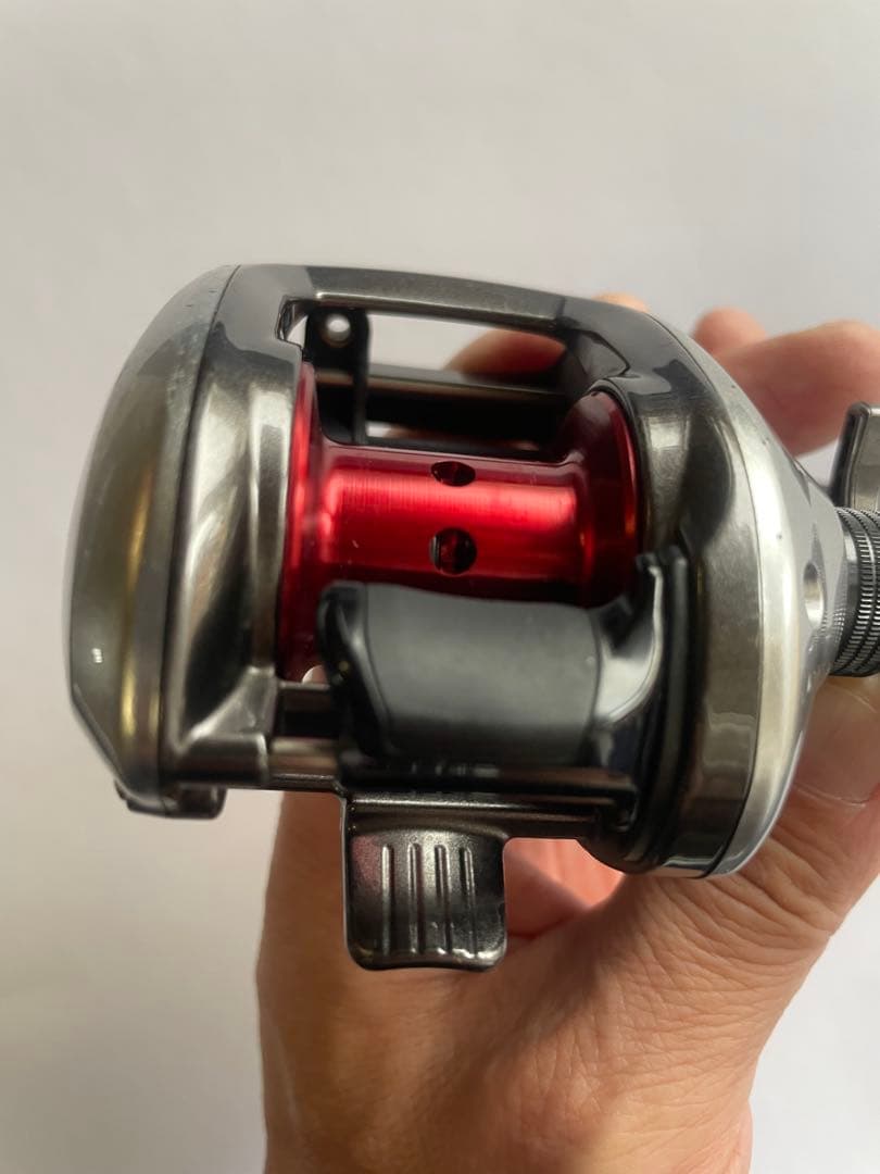 ⭐️再々値下げ　美品　シマノSHIMANO 11スコーピオンDC 右巻き
