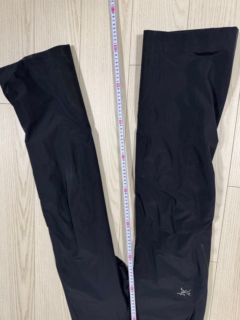 ARC'TERYX ウィメンズ スノーボードパンツ サイズ0 黒