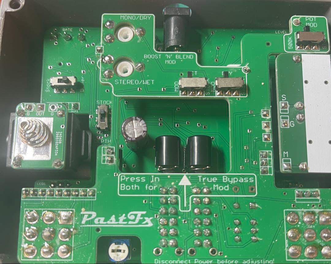 Pastfx chorus ensemble mn3007 CE-1 クローン