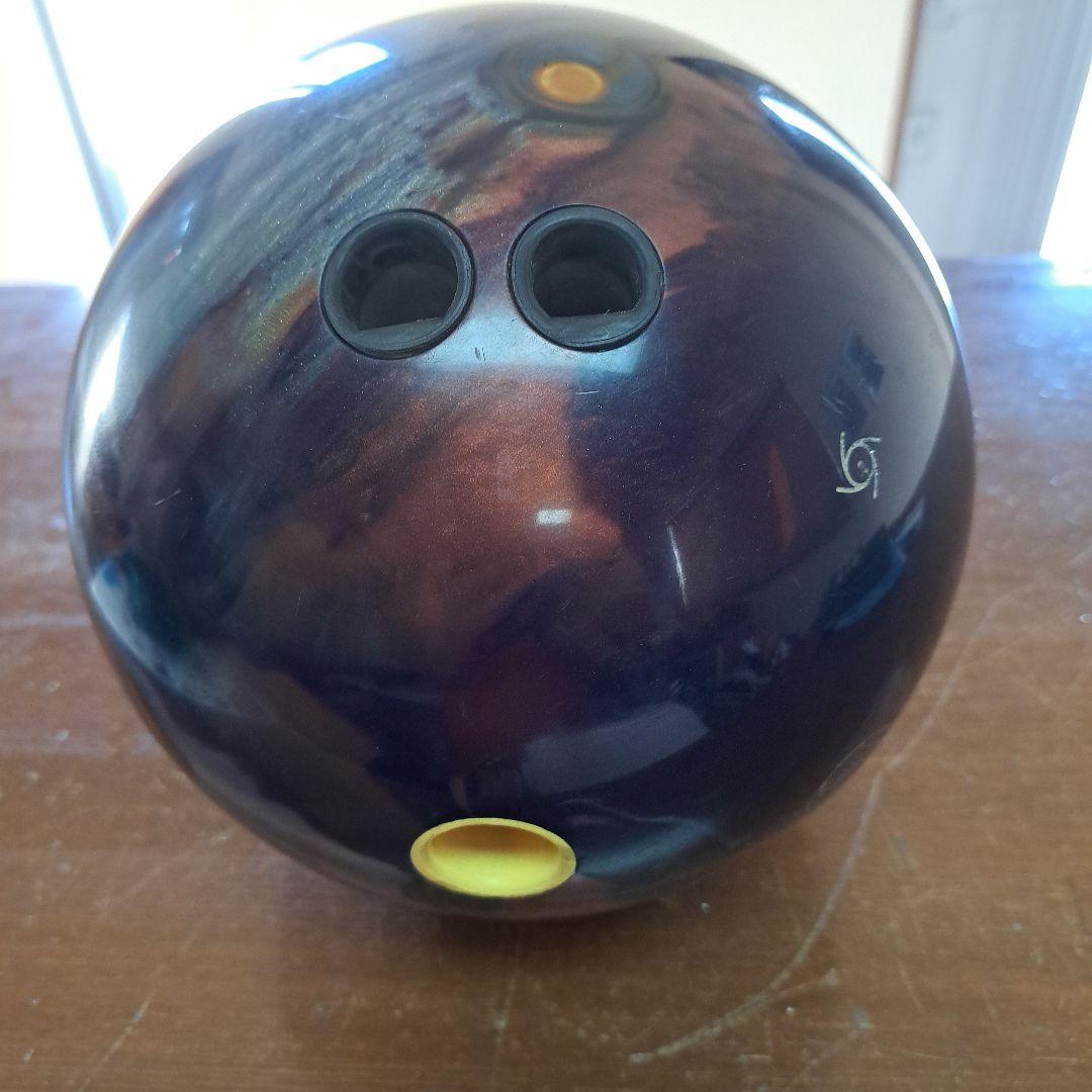 STORM　EQUINOX ボウリングボール 紫黒マーブル本州のみ送料込み。