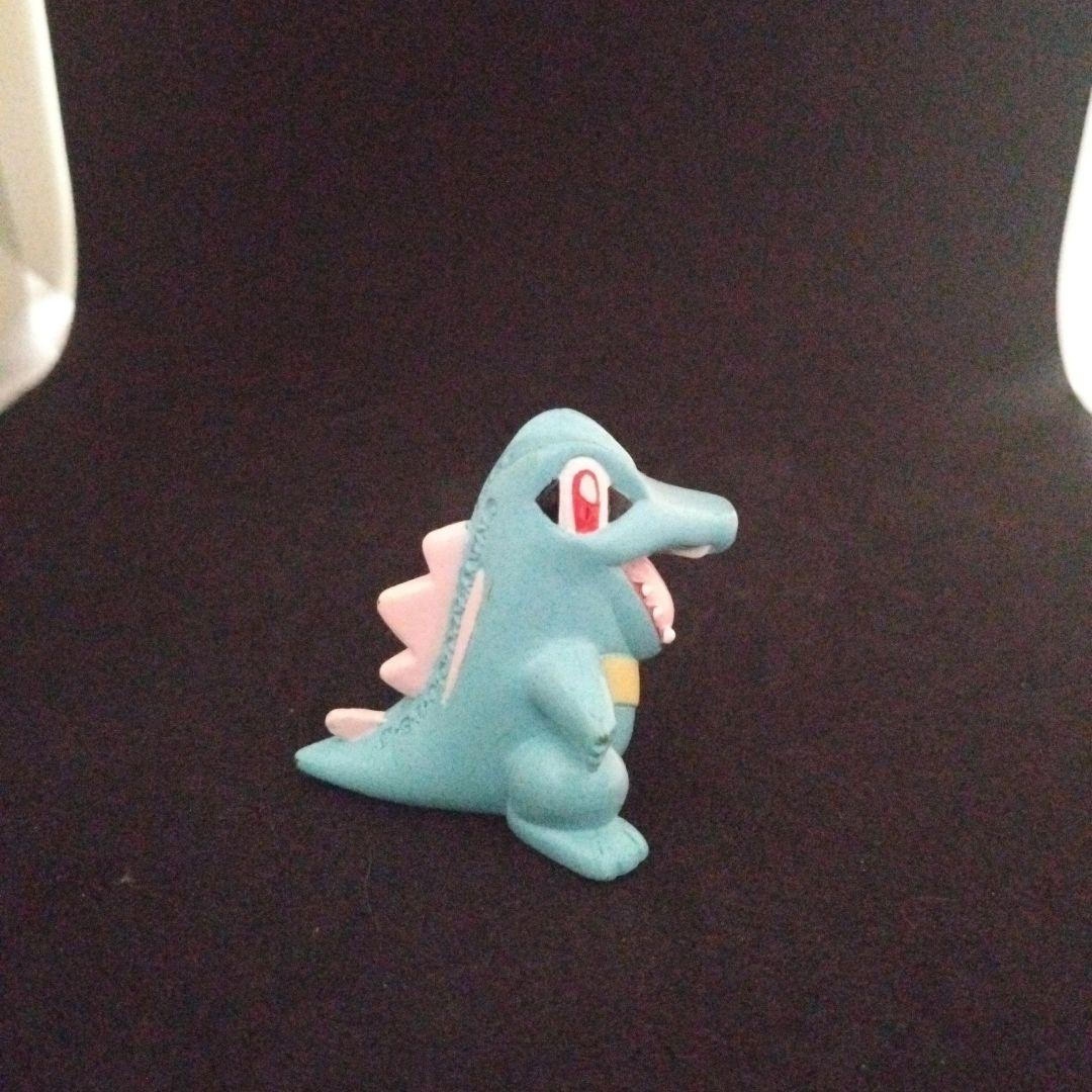 ワニノコ　進化形　モンコレ　初期　ポケモン　フィギュア　セット　匿名配送　レア