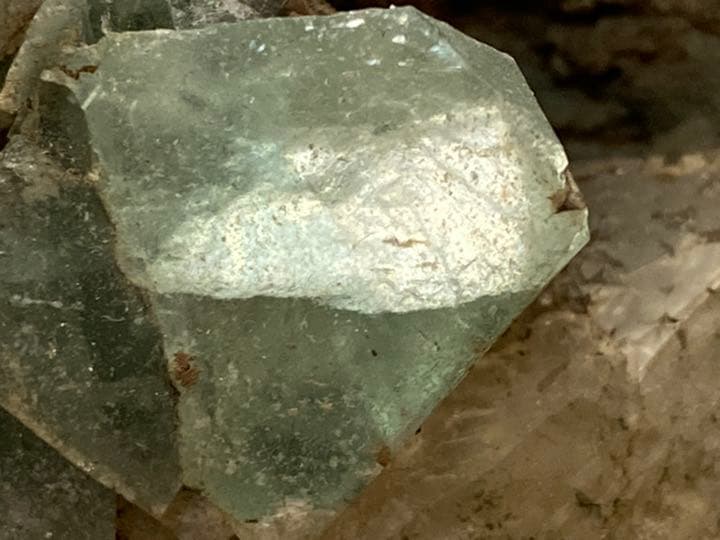 フローライト　on クォーツ　1150g