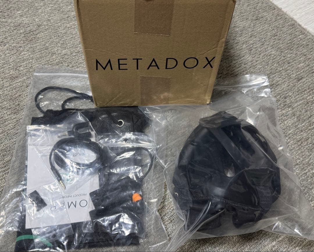 美品 DOX「OMBRA 」ゲーミング 防音 マスク S/M 左