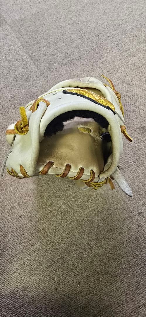 硬式用ミズノプロ　 グローブ 右投げ用 　ブロンド※コルク　サイズ18N