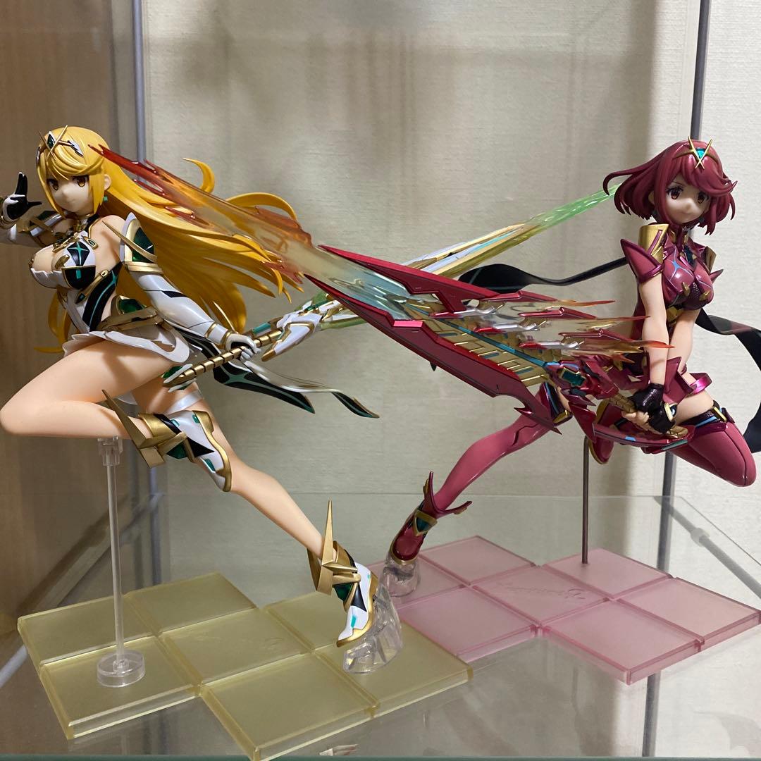 ホムラ ヒカリ ニア フィギュア