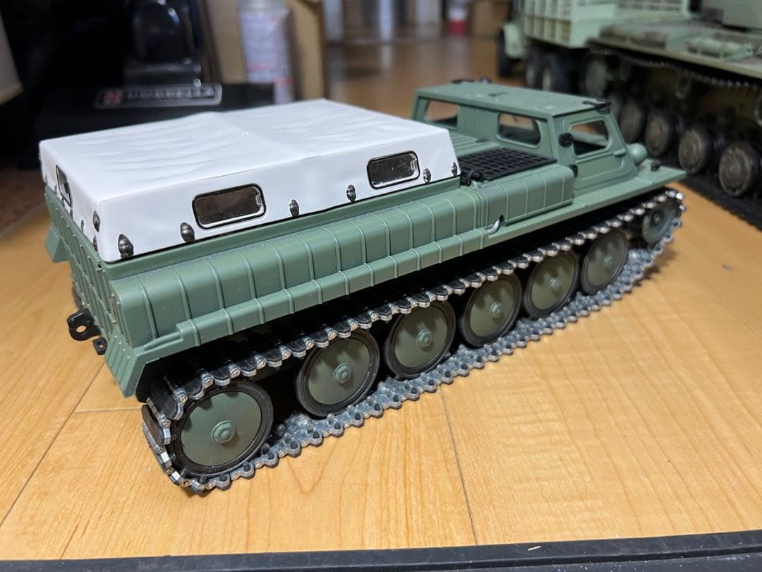 WPL E-1 1/16 新品 塗装 再組立て 金属履帯 1台制作中