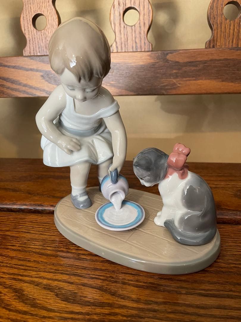 【美品】リヤドロ LLADRO 召しあがれ【8498】