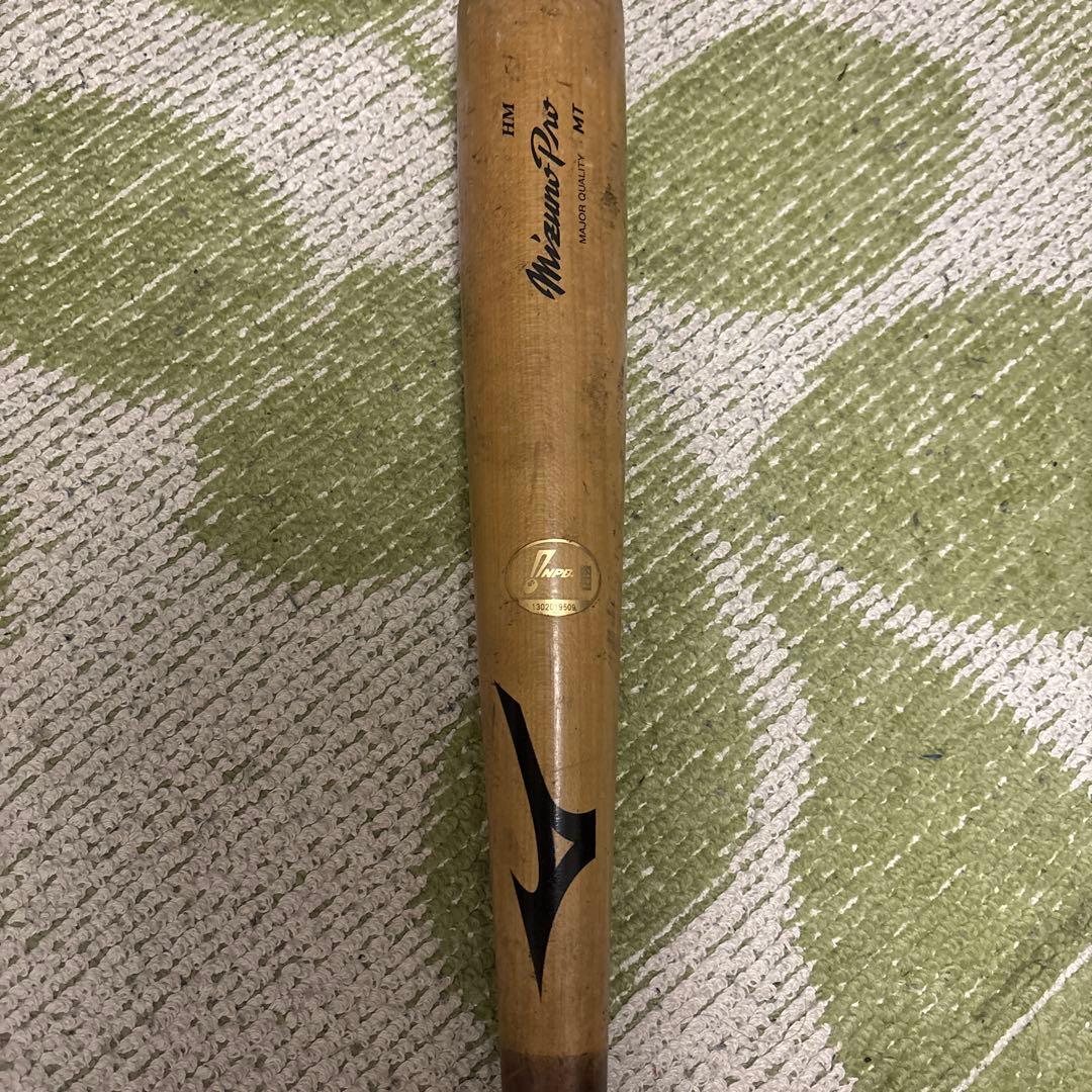 硬式野球木製バット、NPB公認マーク付き、オリックスバファローズ渡部遼人選手