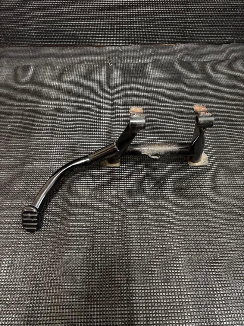 W650 純正センタースタンド