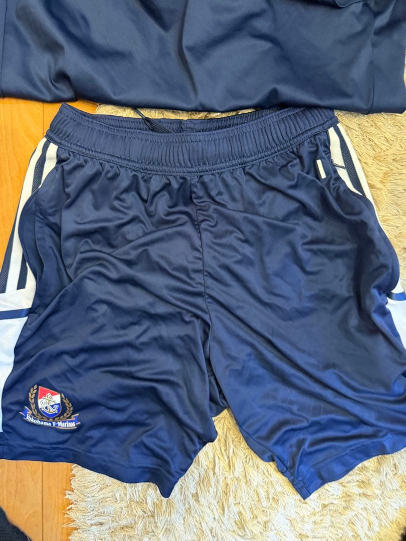 横浜マリノス トレーニングウェア