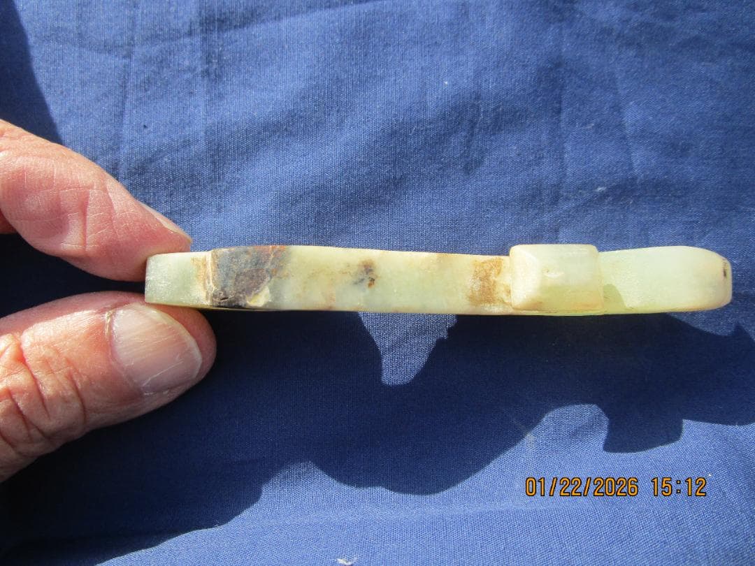 中国美術 たいこう 帯鉤帯締め 玉　石細工　彫り物　工芸品　１個