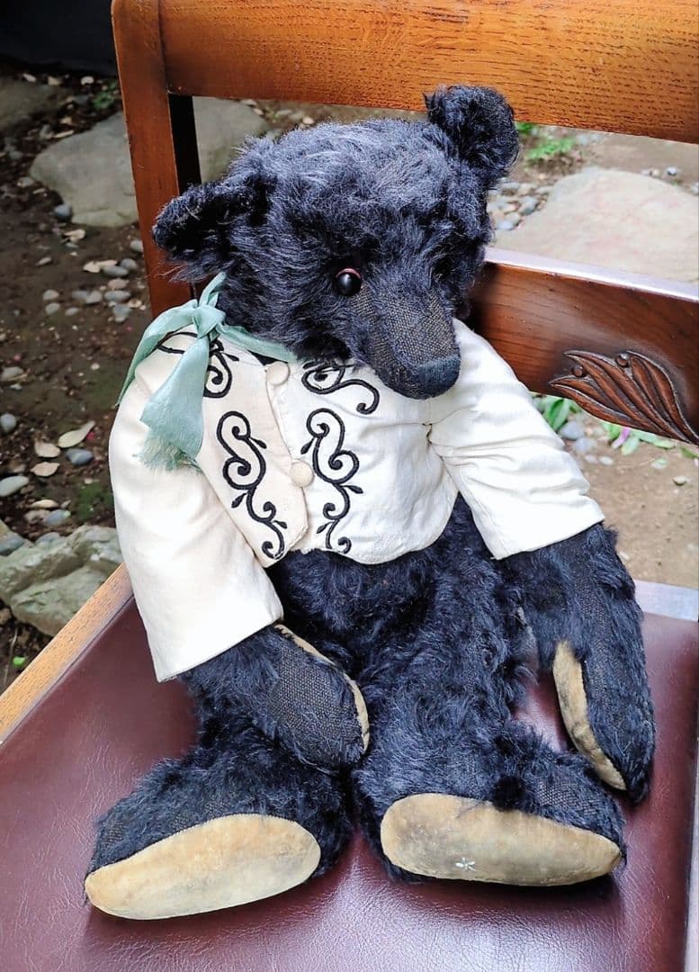 ご予約済☆海外作家 フォーゲットミーノット黒いテディベア Mary作
