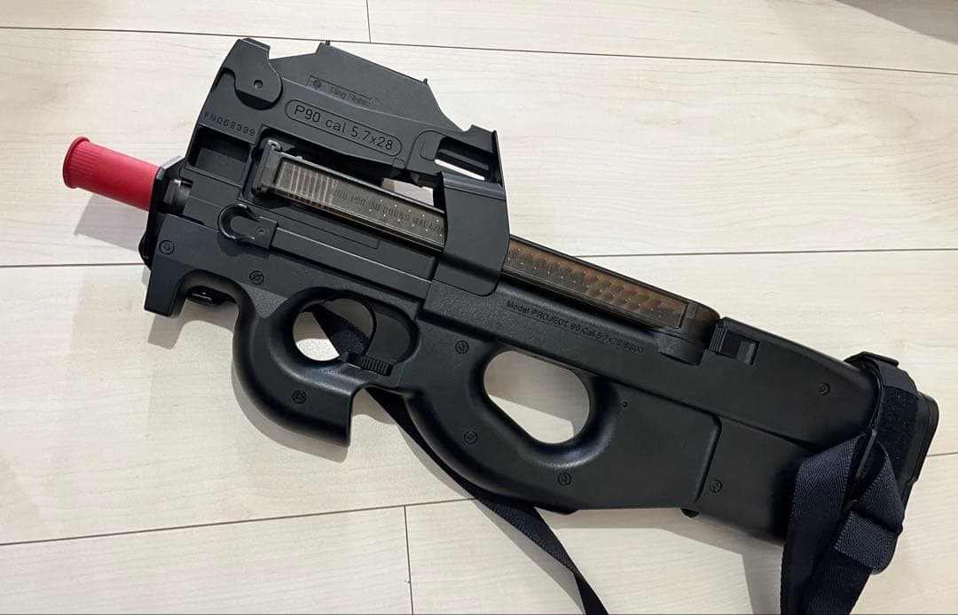 ユ*ー様 東京マルイP90 電動ガン