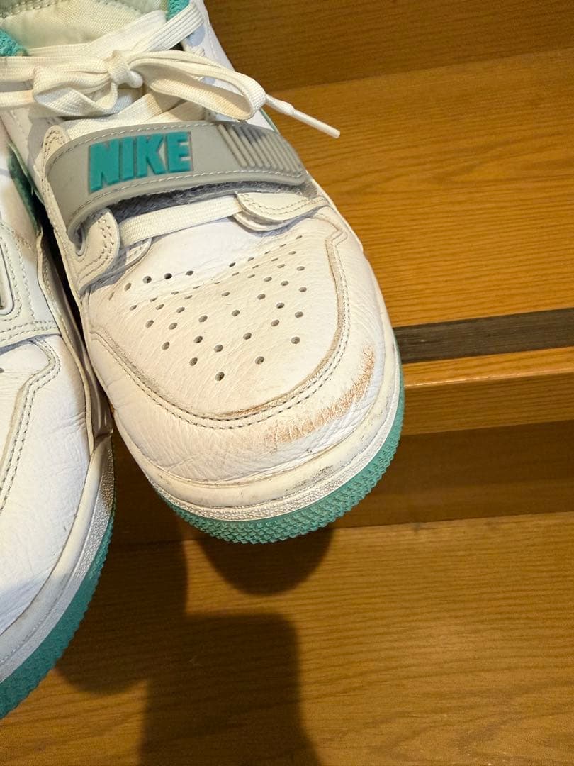 NIKE ナイキ　スニーカー　ジョーダン