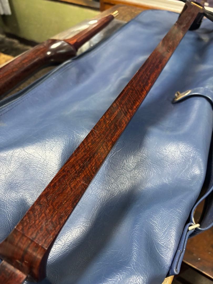 1.5寸短 金細二本溝子持ち綾杉胴 民謡三味線