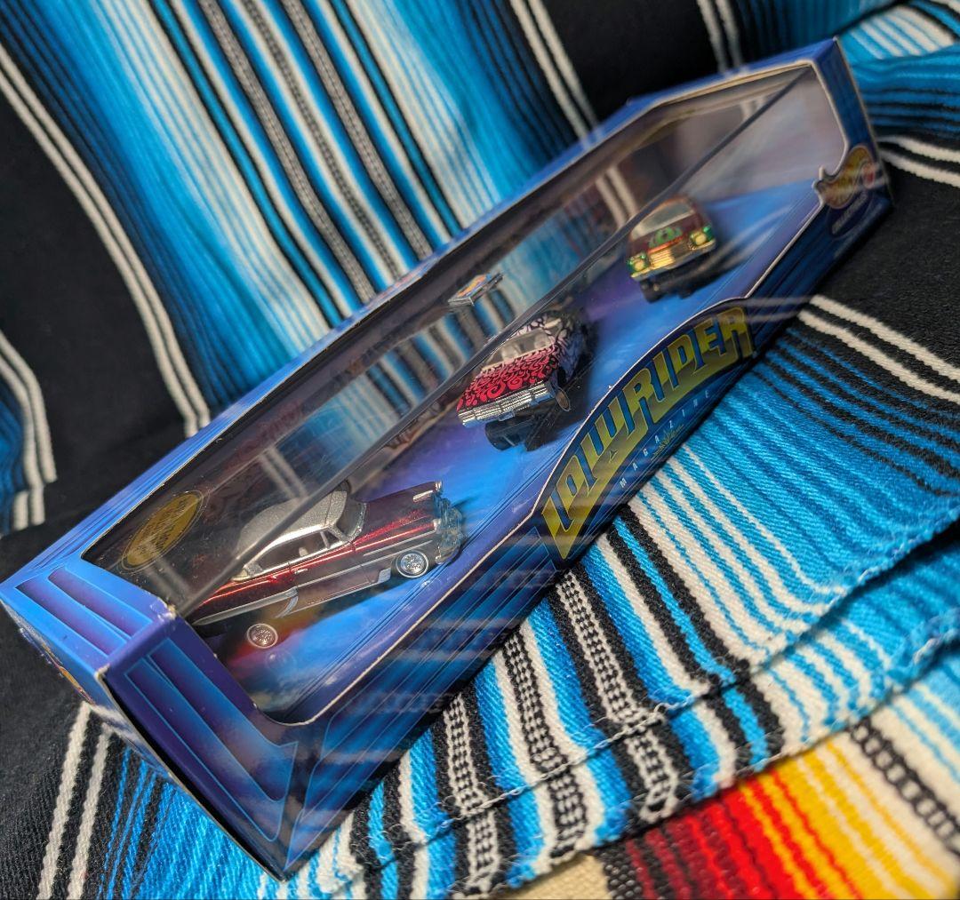 超美品未開封品❗1/64 ホットウィール　LOWRIDER MAGAZINE