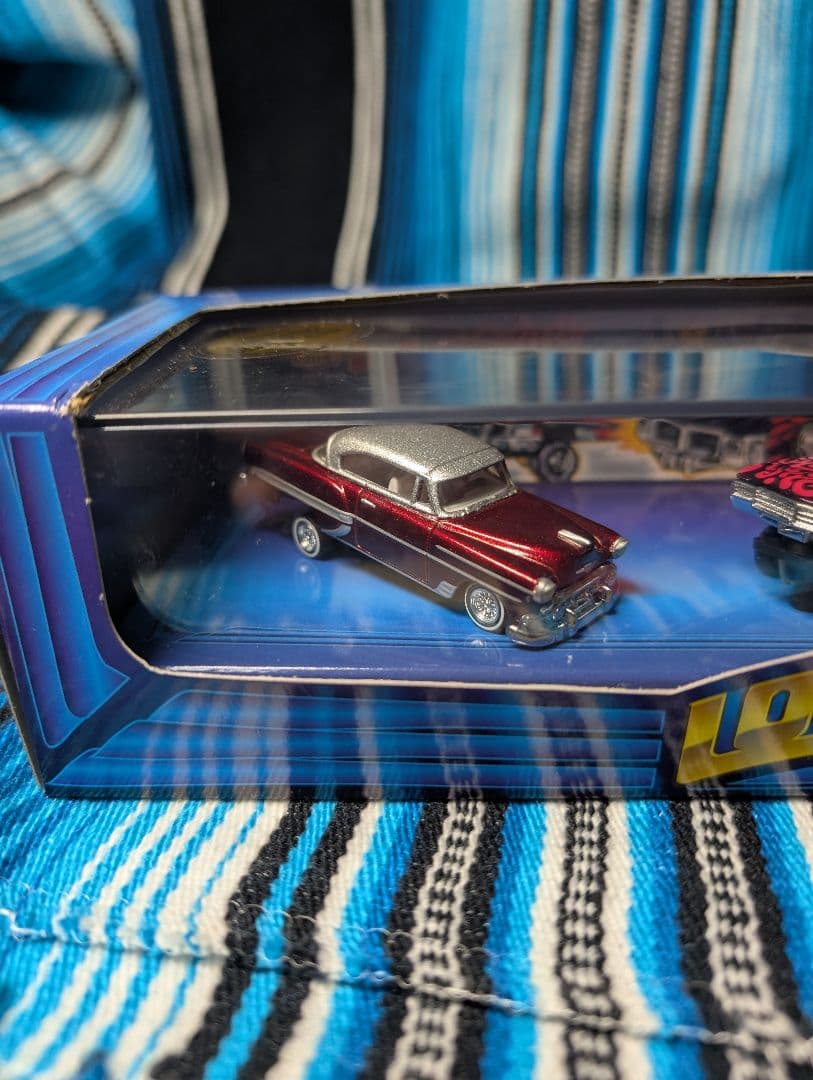 超美品未開封品❗1/64 ホットウィール　LOWRIDER MAGAZINE