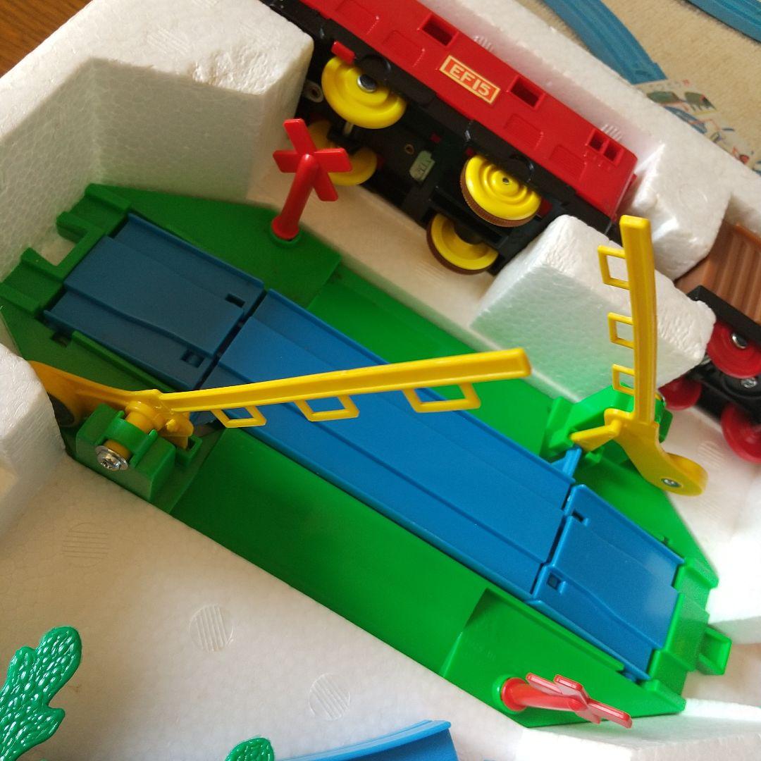 電気機関車ＥＦ１５＋貨物車 立体交差セット(廃版プラレール)