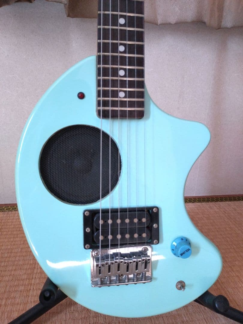 FERNANDES ZO-3　ライトブルー