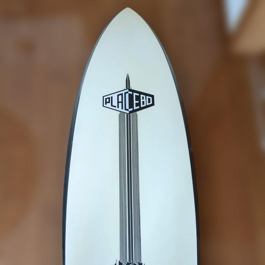 サーフボード　PLACEBO　5.8