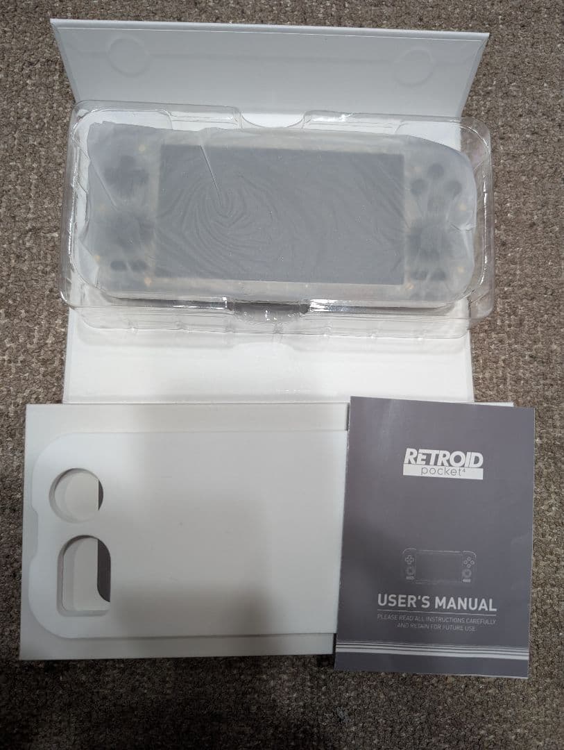 超美品！RETROID Pocket 4 PRO