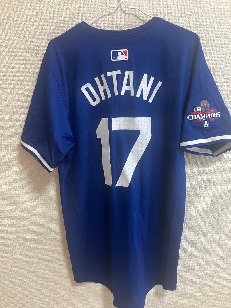 MLB ドジャース大谷翔平　ワールドシリーズ優勝記念ユニ レプリカではなく本物