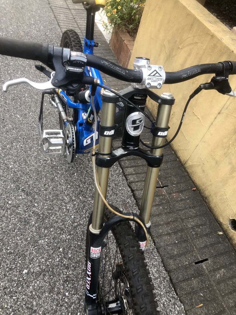 GT マウンテンバイク DH-I Team