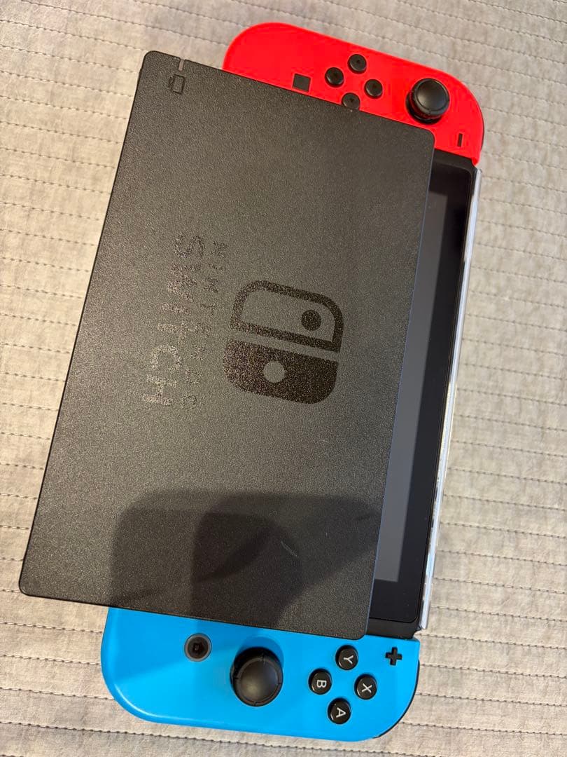 Nintendo Switch カバー、ケース付き