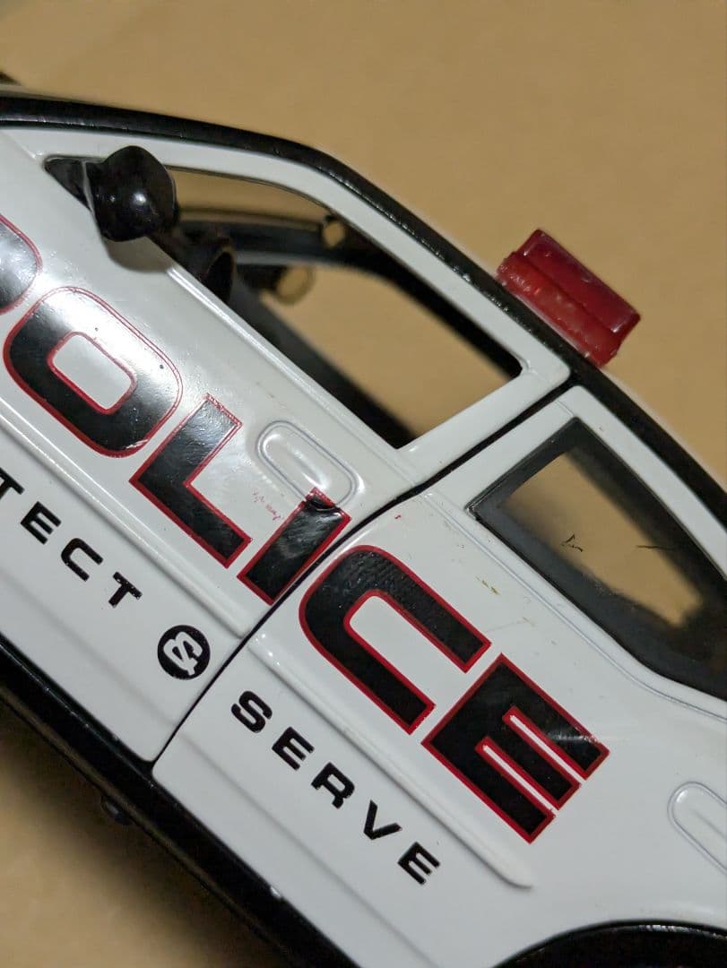 パトカー　jada 2006 ダッジ チャージャー R/T