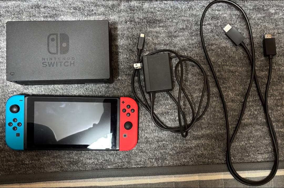 【ソフト付き！】Nintendo Switch 本体 青/赤 Joy-Con