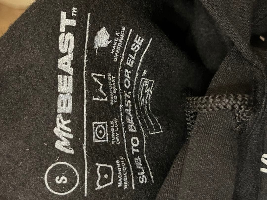 Mr beast 直筆サイン入り　パーカー