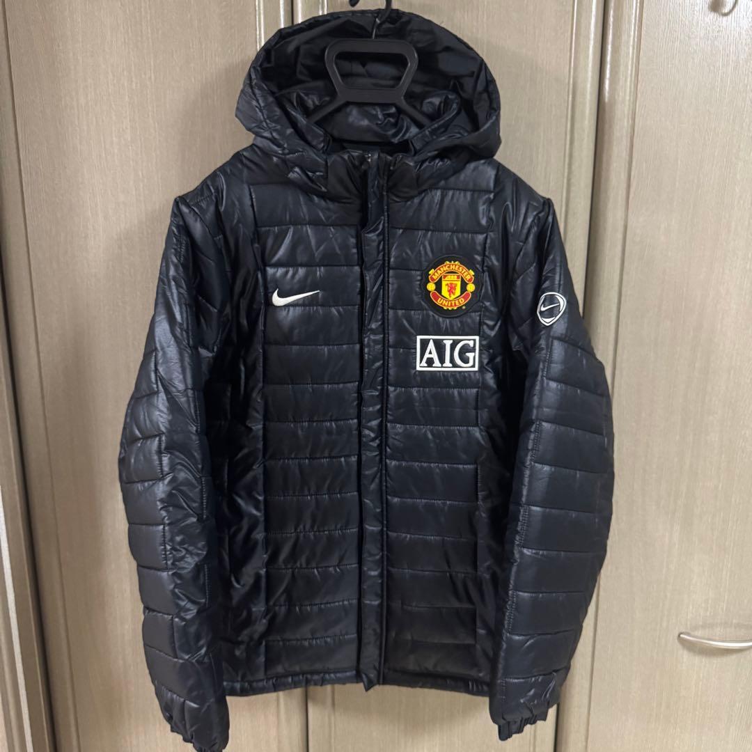 ナイキ製 マンチェスターユナイテッド中綿ジャケット Mサイズ/ブラック/刺繍