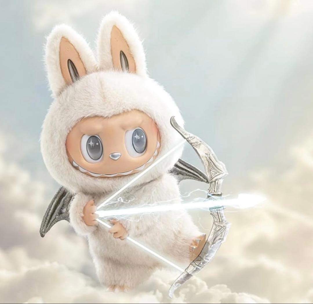 アイドル THE MONSTERS ANGEL IN CLOUDS ZimomLABUBU