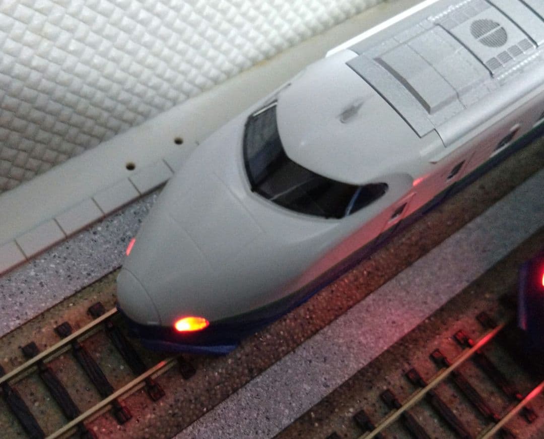 トミックス92852基本・92853増結200系東北新幹線リニュアール車