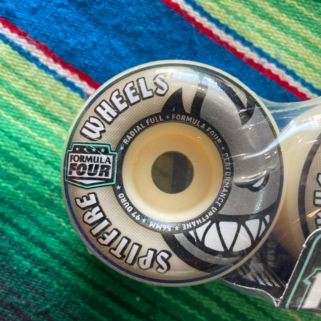 Spitfireフォーマル4RADIAL FULL56mm97a定価¥9,630