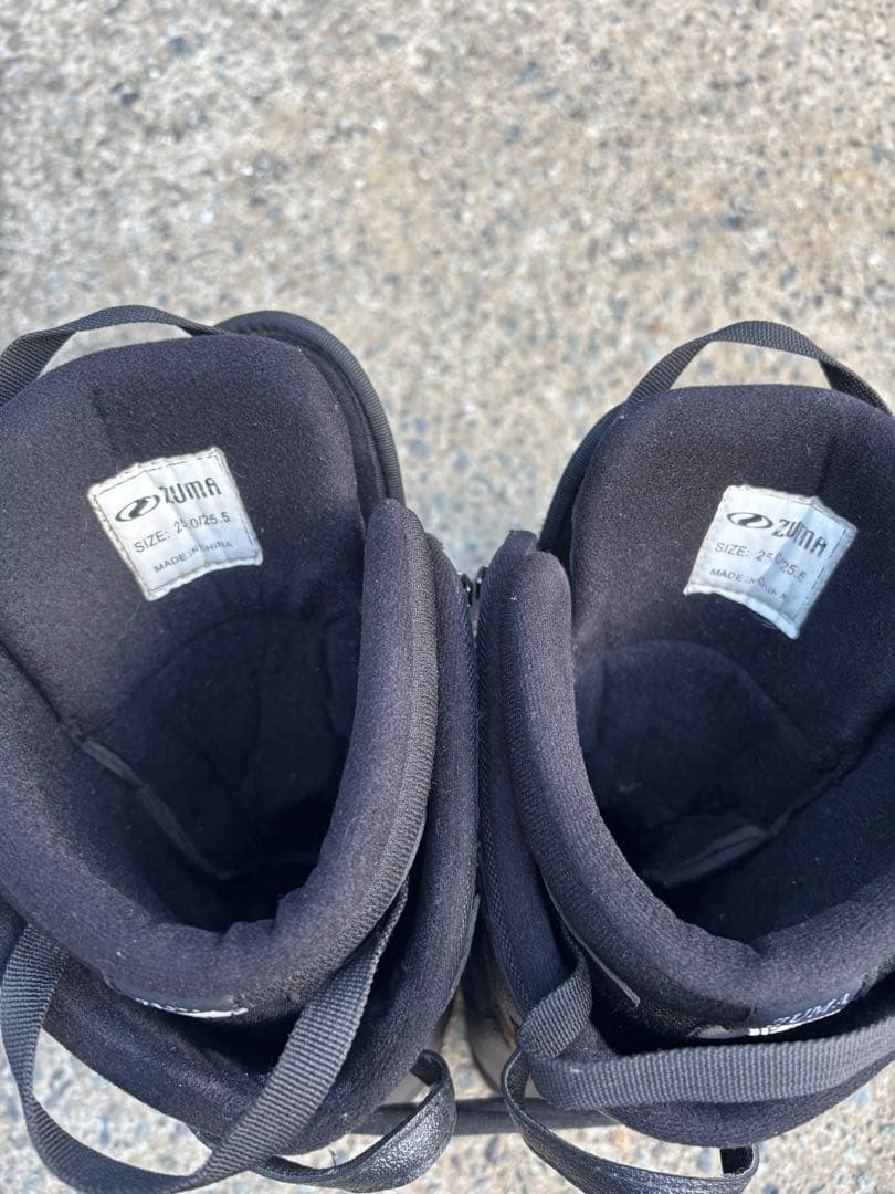 ZUMA スノーボードブーツ 25㌢