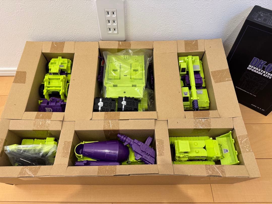 トランスフォーマー ユナイトウォリアーズ UW-04 デバスター & DNA