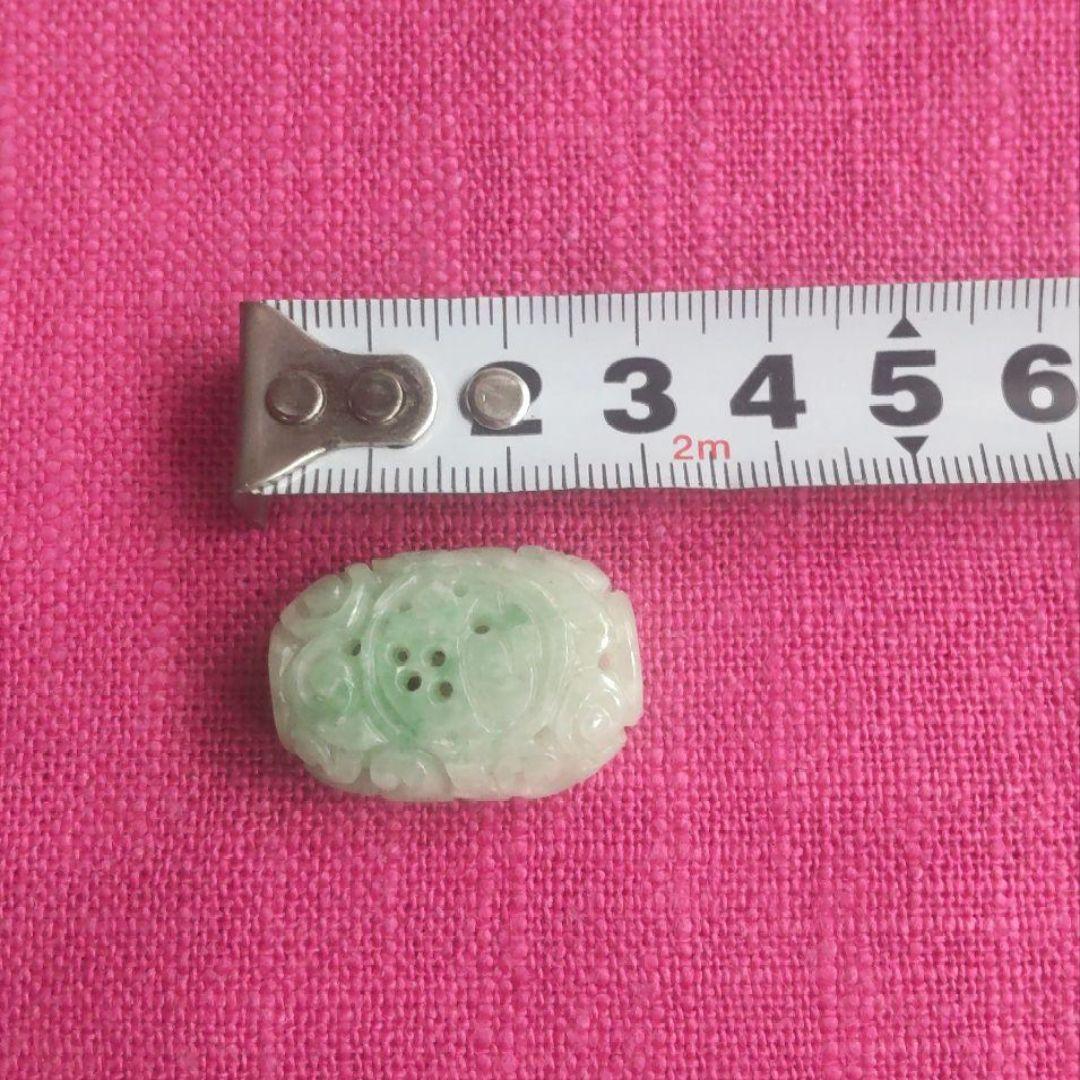 82R112ひすい 翡翠 アクセサリー 根付 ペンダントイヤリング