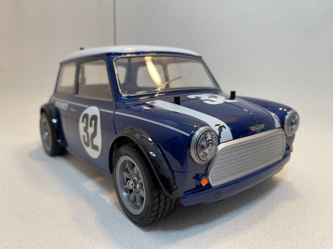 タミヤ ラジコン 1/10 ローバー ミニクーパー レーシング！