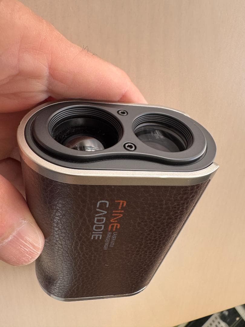 ファインキャディー　ゴルフレーザー距離計　J300