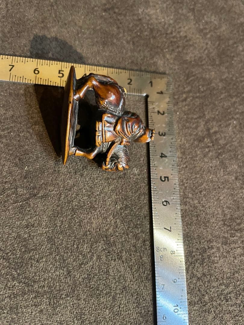 根付 賢者と弟子 木製 螺鈿に銘あり