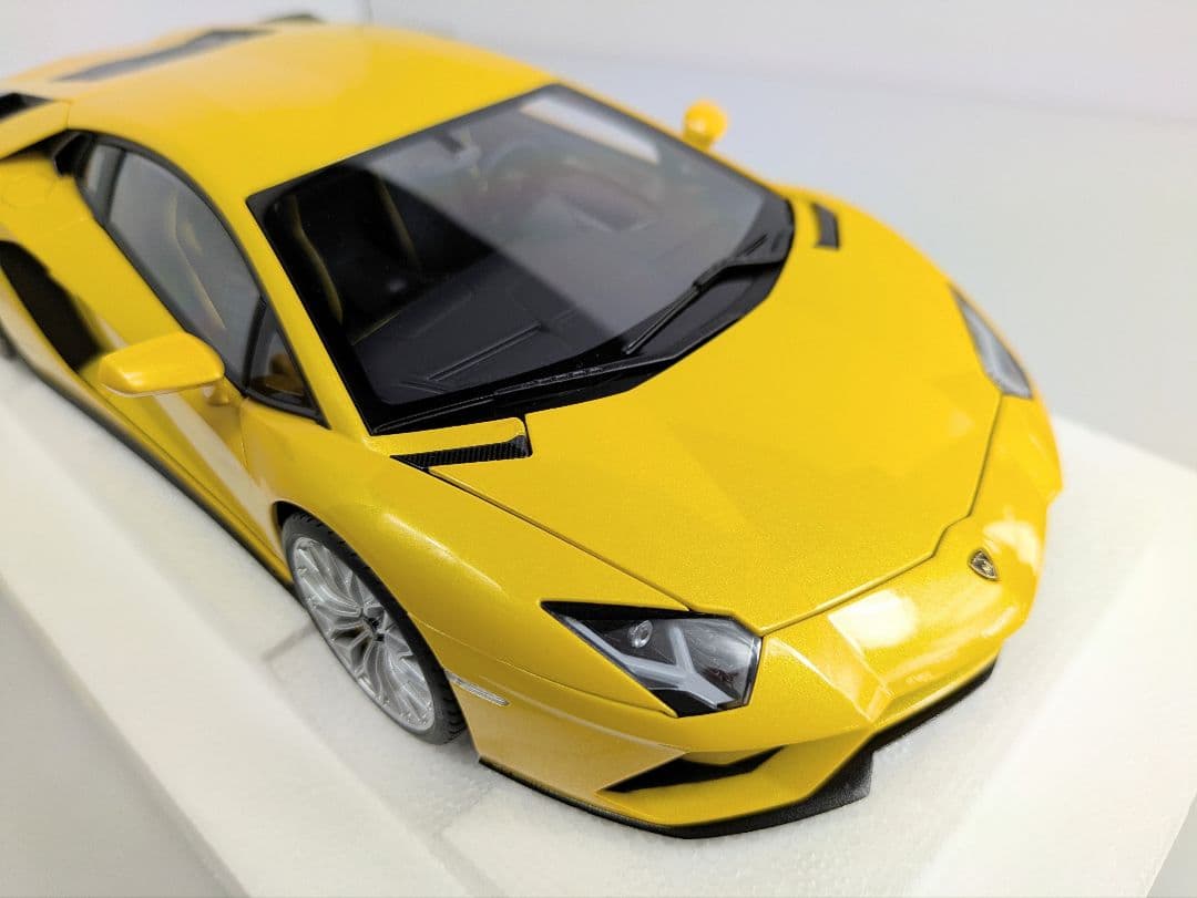 1/18 ミニカー オートアート　ランボルギーニア ヴェンタドール S Aa
