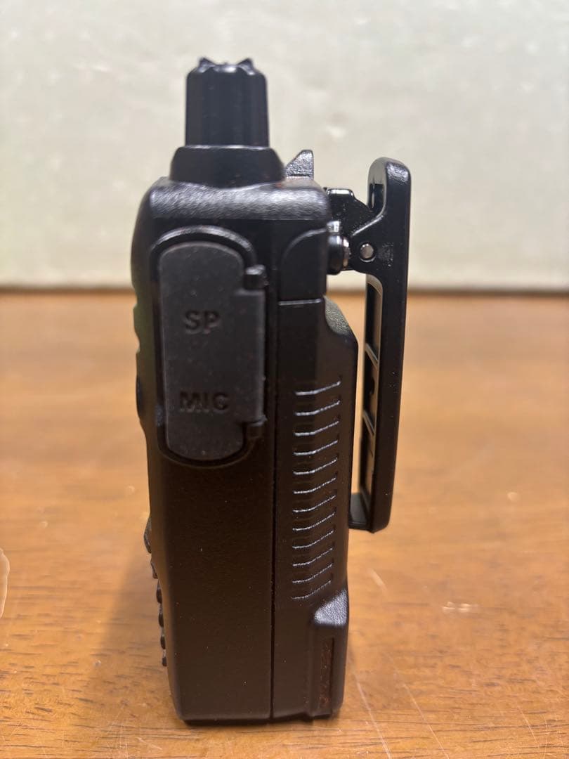 YAESU ヤエス　FT-65 デュアルバンドFMトランシーバー